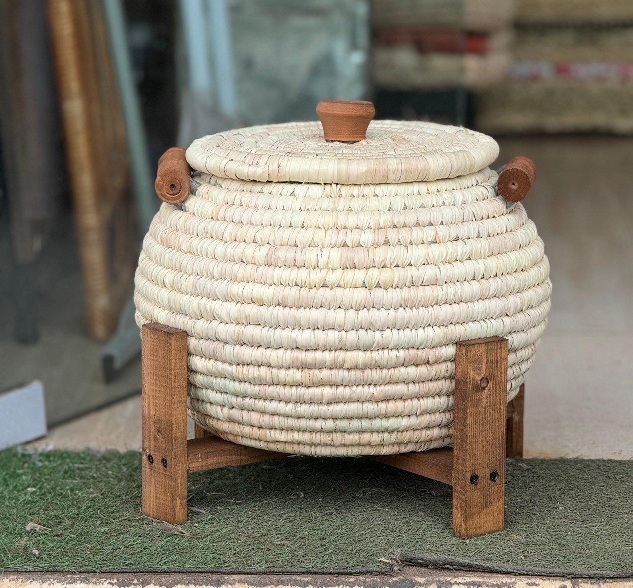 پایه چوبی گلدان و جابرنجی